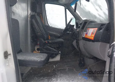 2011 Mercedes-Benz Sprinter 2500 High Roof from USA, damaged, VIN WD3PE8CB3B5580985